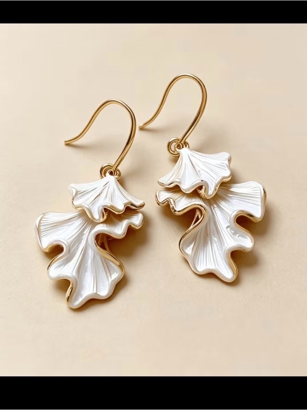 Elegant Silvery white and Gold Enamel Ginko Leaf Drop Earrings NEW. Two tone